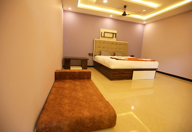 Book Pollachi Room Stay | Family Stay Hotels in Pollachi